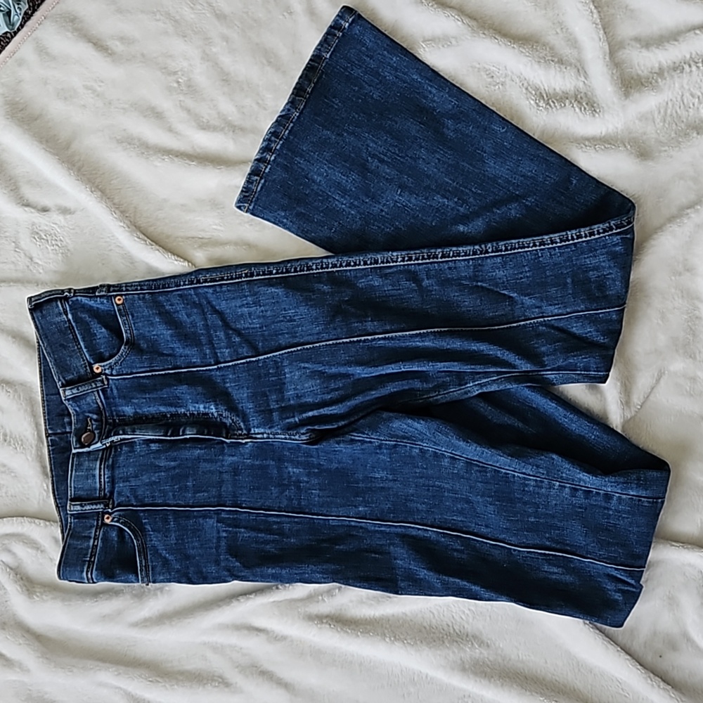 High waist flare jeans SUPER comfortable stretch Size 27/28 length 32 European